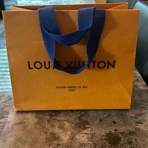 Louis Vuitton Package